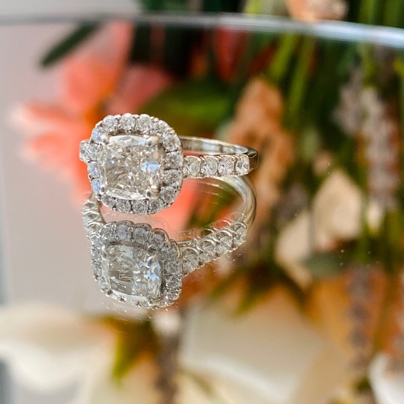 SOLD! Cushion Diamond Halo Engagement Ring S Kashi - Picture 2 of 11